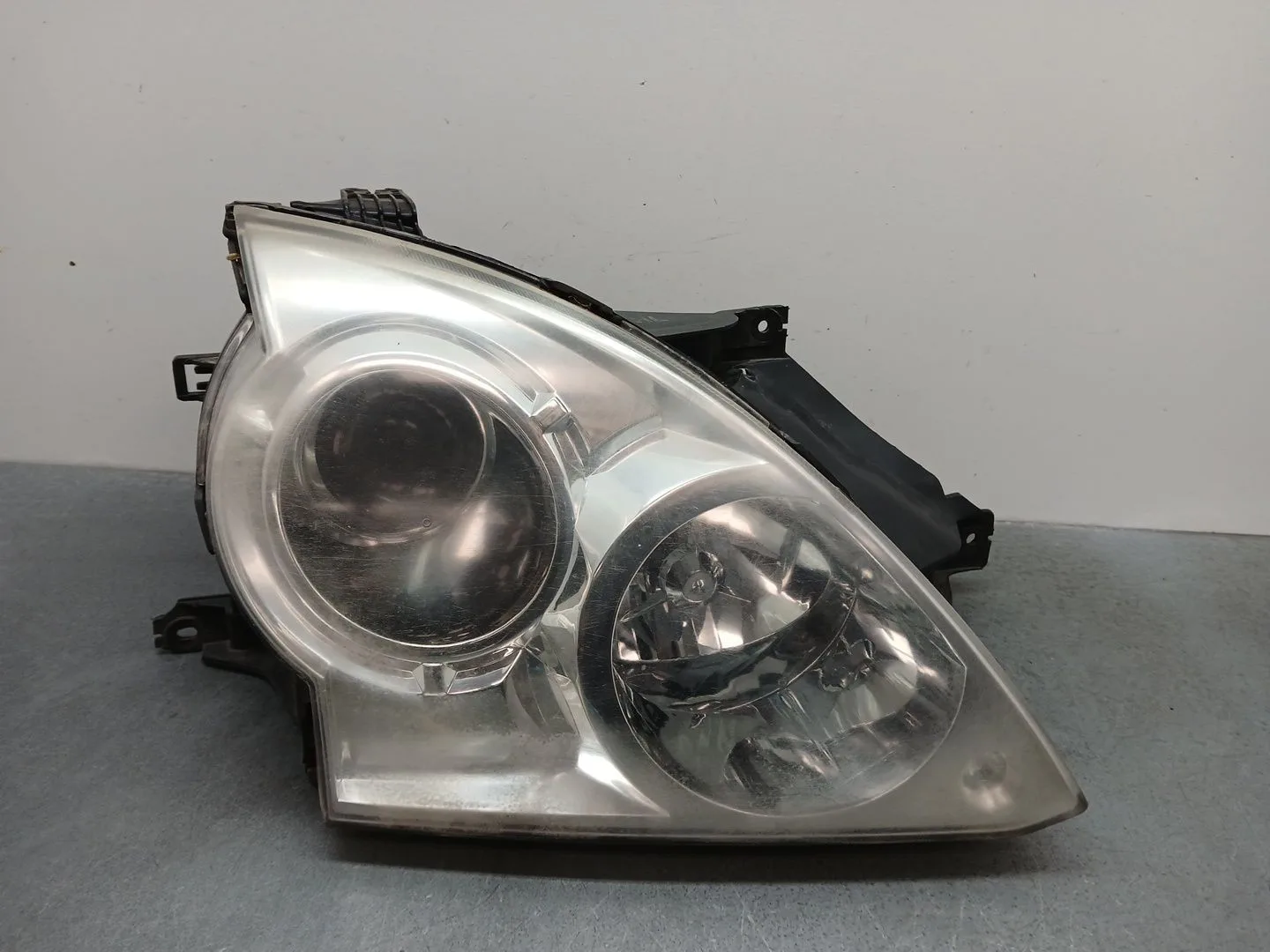 Faro Derecho para Hyundai Terracan (Hp)