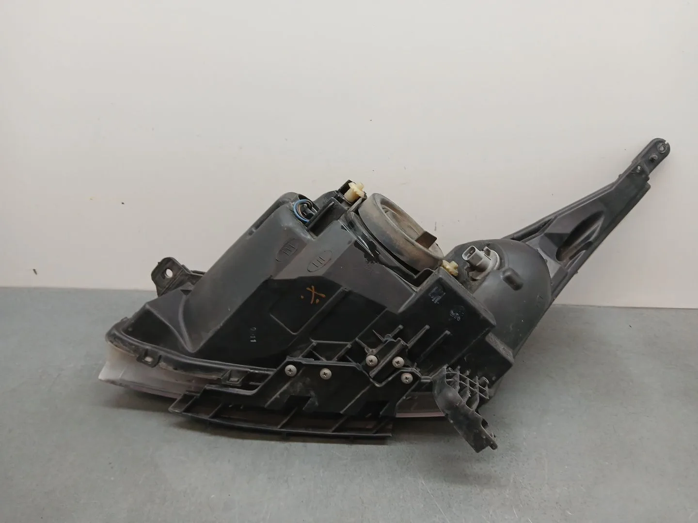 Faro Derecho para Chevrolet Cruze (J300)