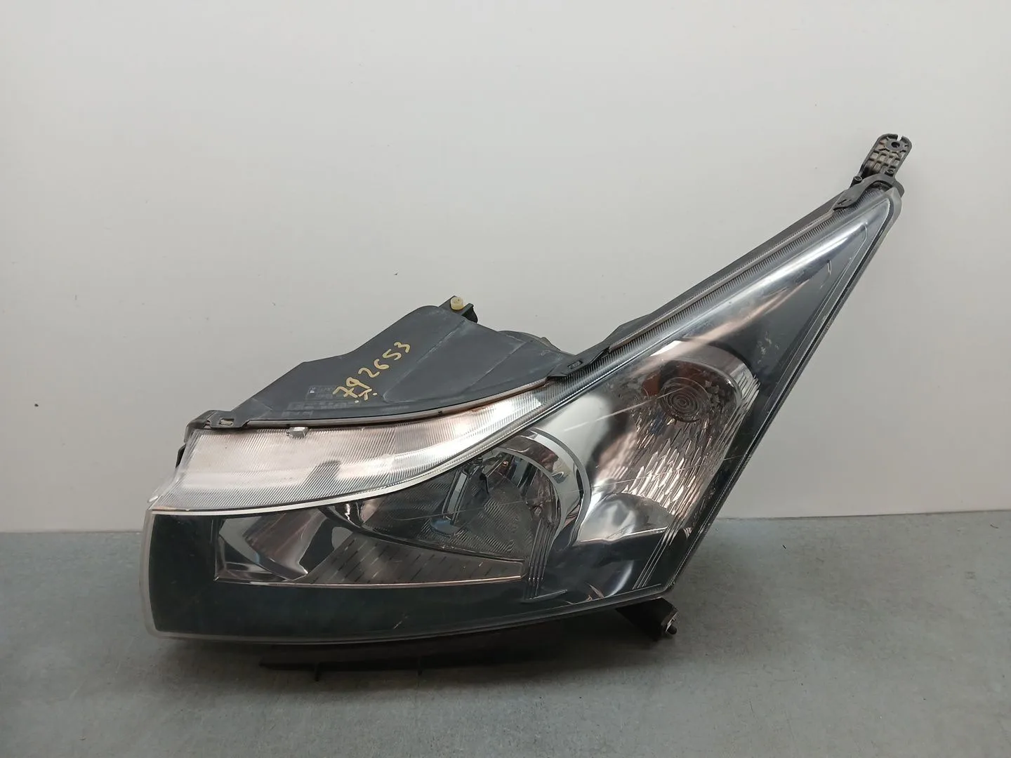 Faro Izquierdo para Chevrolet Cruze (J300)