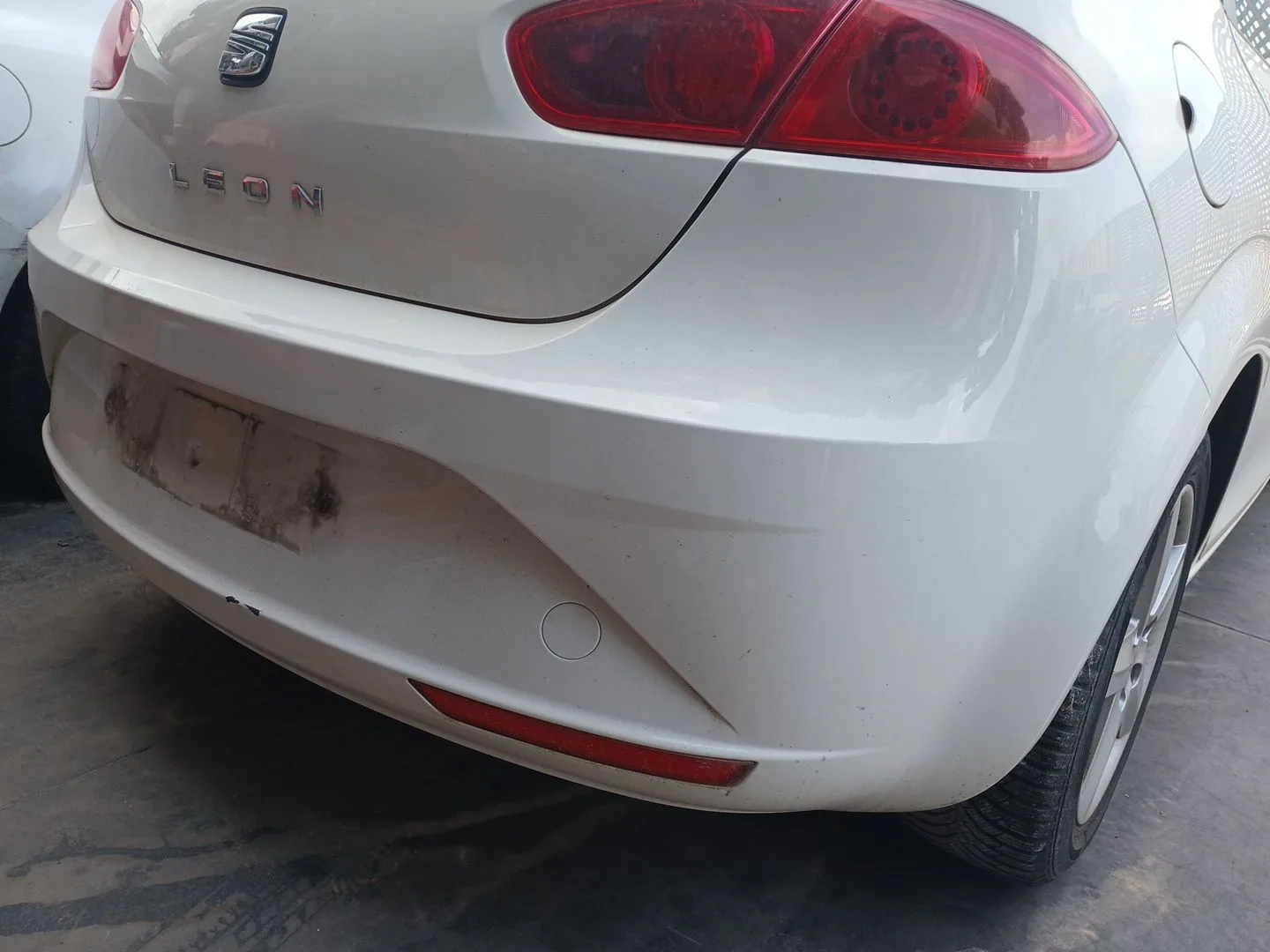 Paragolpes Trasero para Seat Leon (1P1)