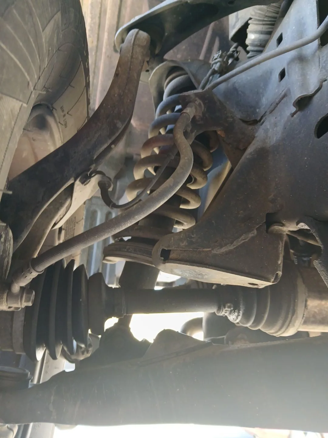 Amortiguador Delantero Izquierdo para Nissan Navara Np300 (D40)