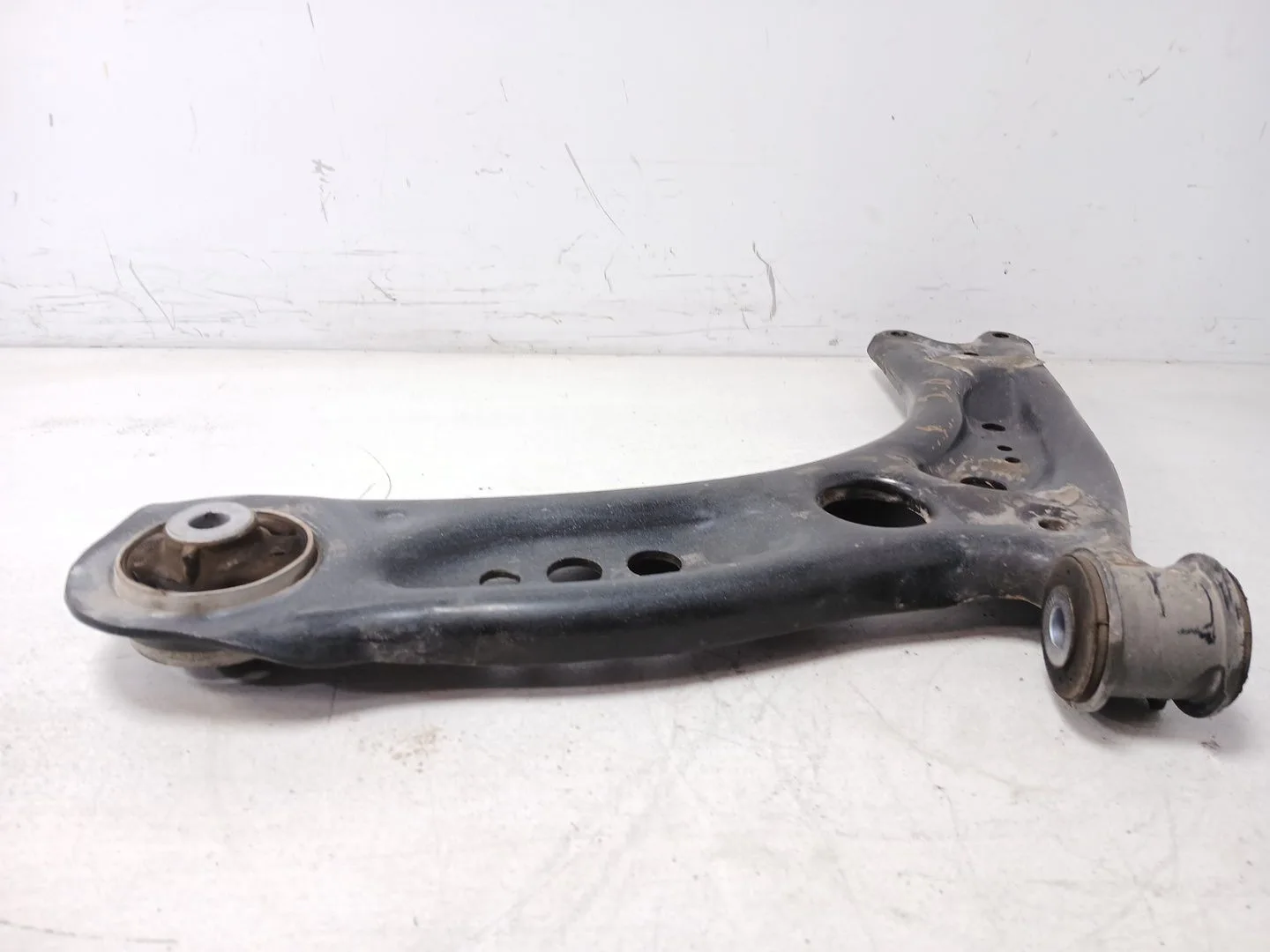 Brazo Suspension Inferior Delantero Izquierdo para Seat Leon (5F1)