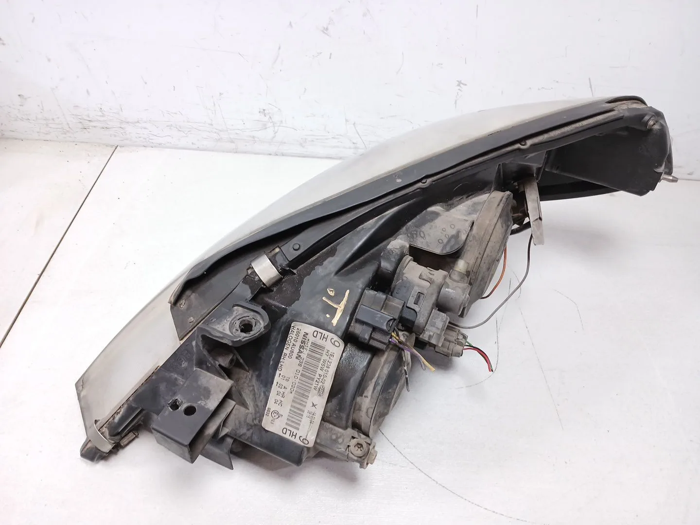 Faro Derecho para Nissan Primera (P12)