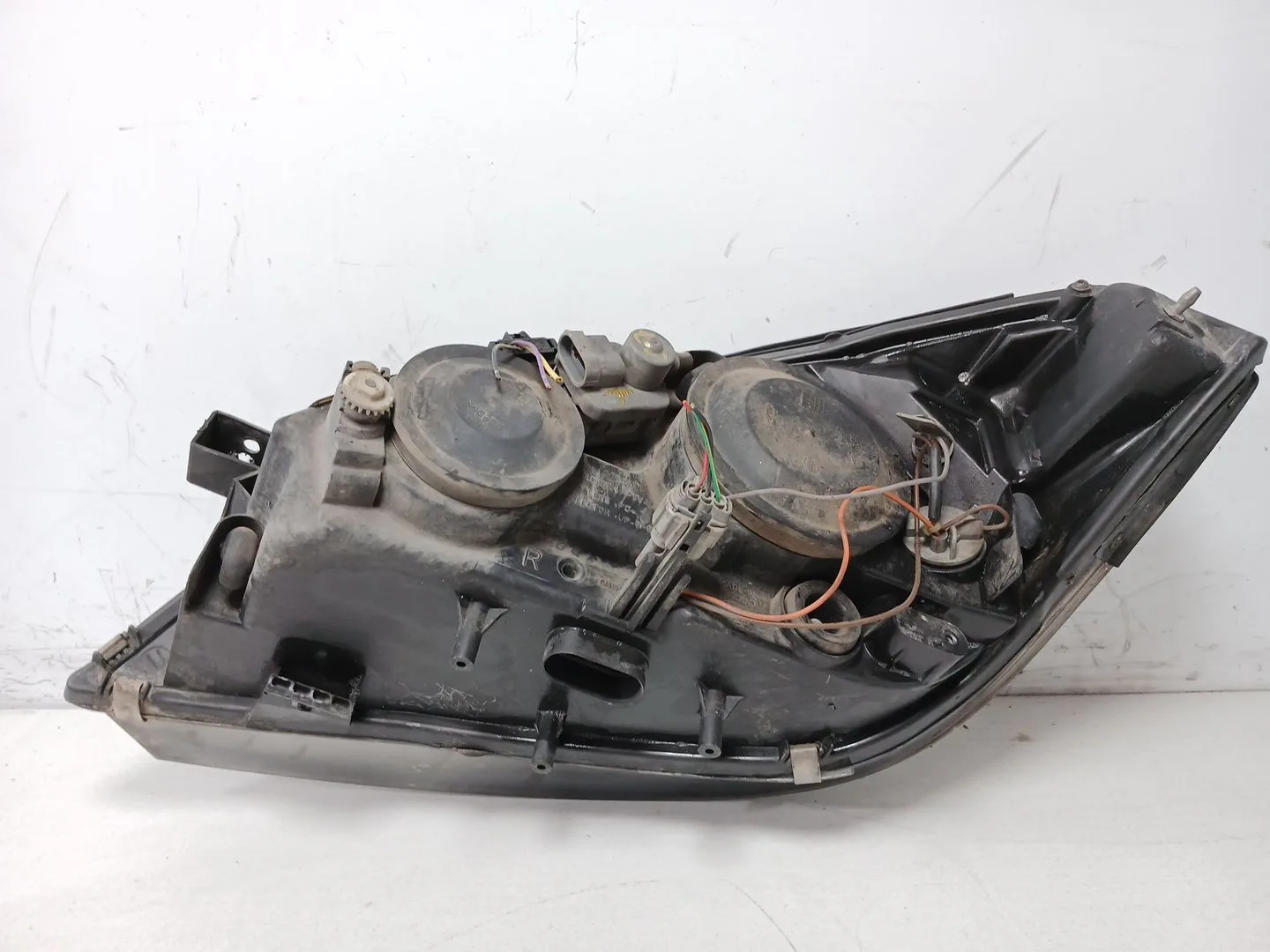 Faro Derecho para Nissan Primera (P12)