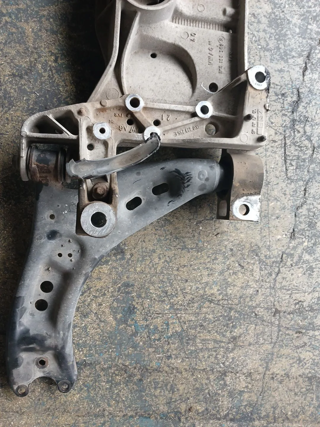 Puente Delantero para Volkswagen Golf Vi (5K1)