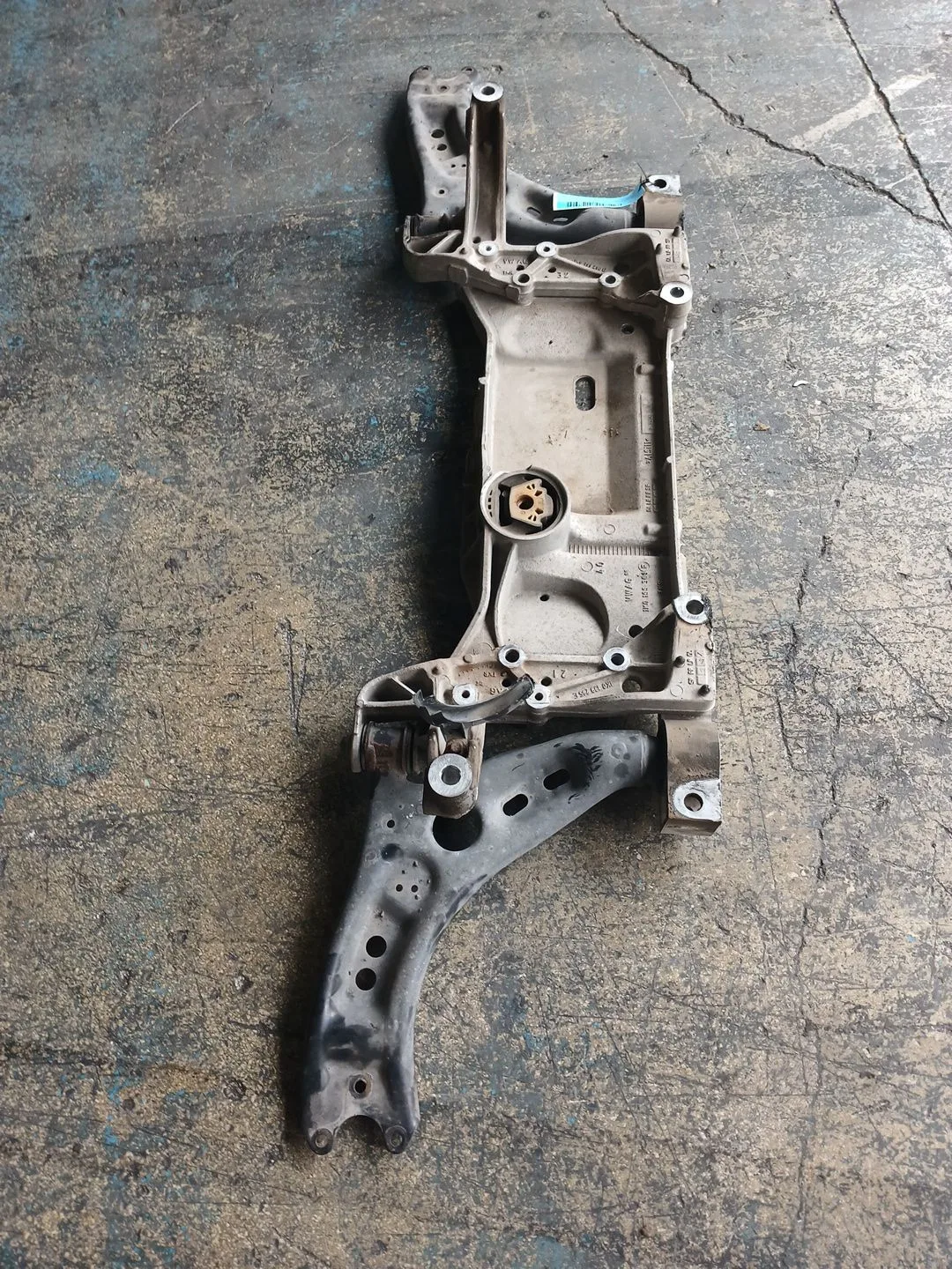 Puente Delantero para Volkswagen Golf Vi (5K1)