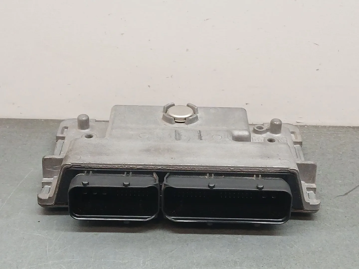 Centralita Motor Uce para Seat Ibiza Sc (6J1)