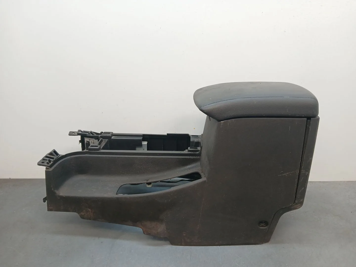 Apoyabrazos Central para Nissan Navara Np300 (D40)