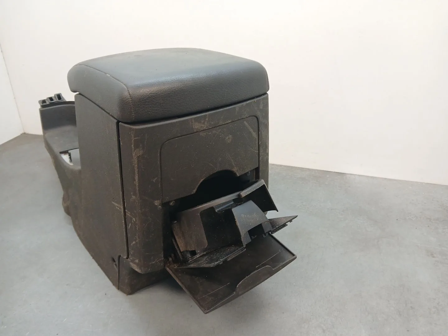 Apoyabrazos Central para Nissan Navara Np300 (D40)