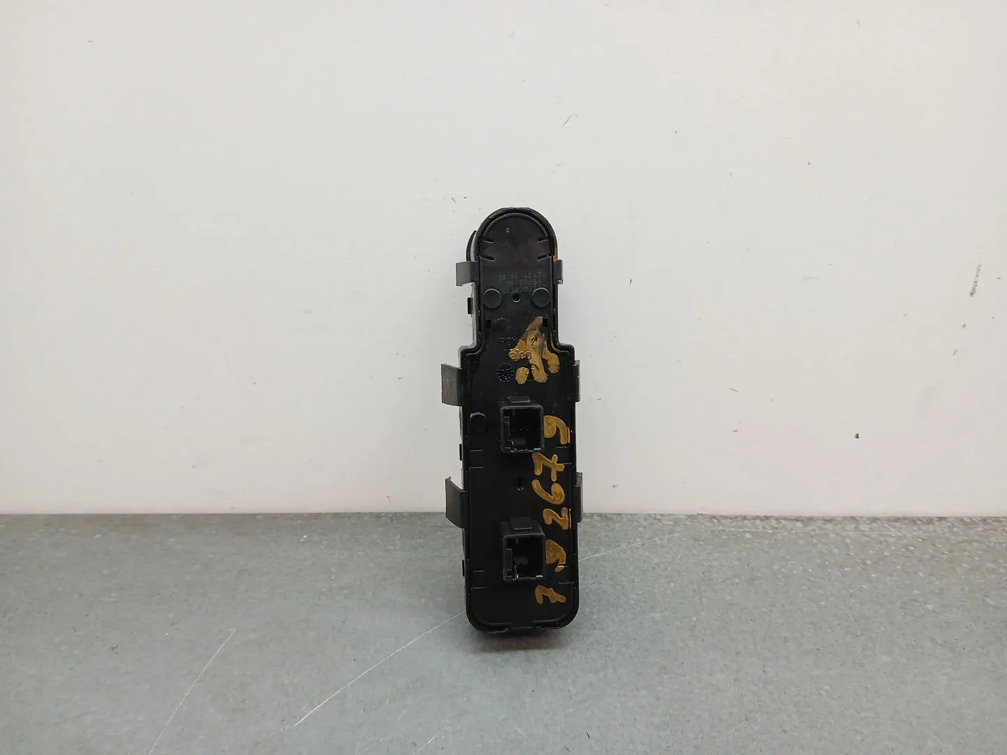 Mando Elevalunas Delantero Izquierdo para Citroën C4 Berlina