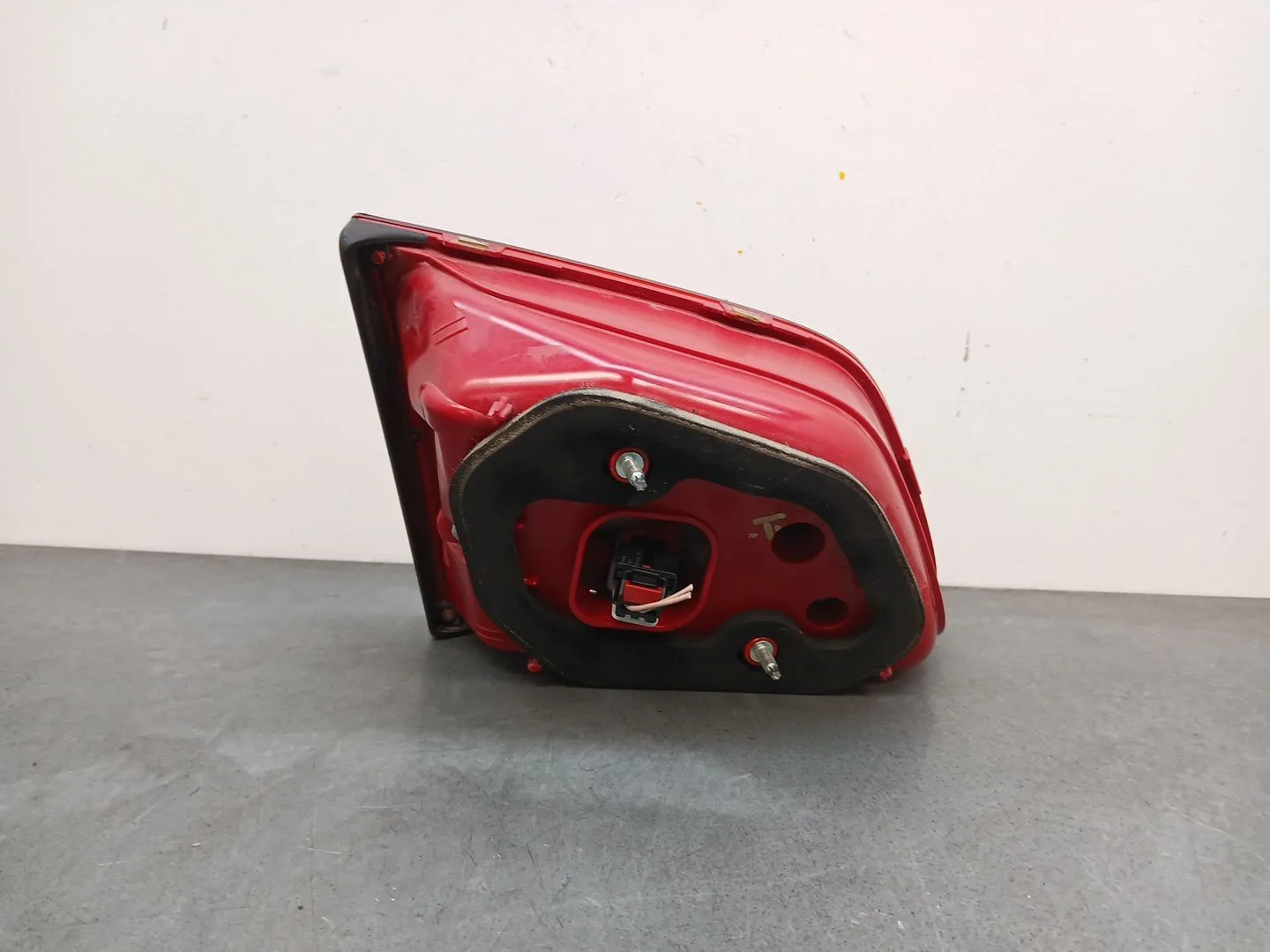 Piloto Trasero Derecho Interior para Volkswagen Passat Lim. (362)