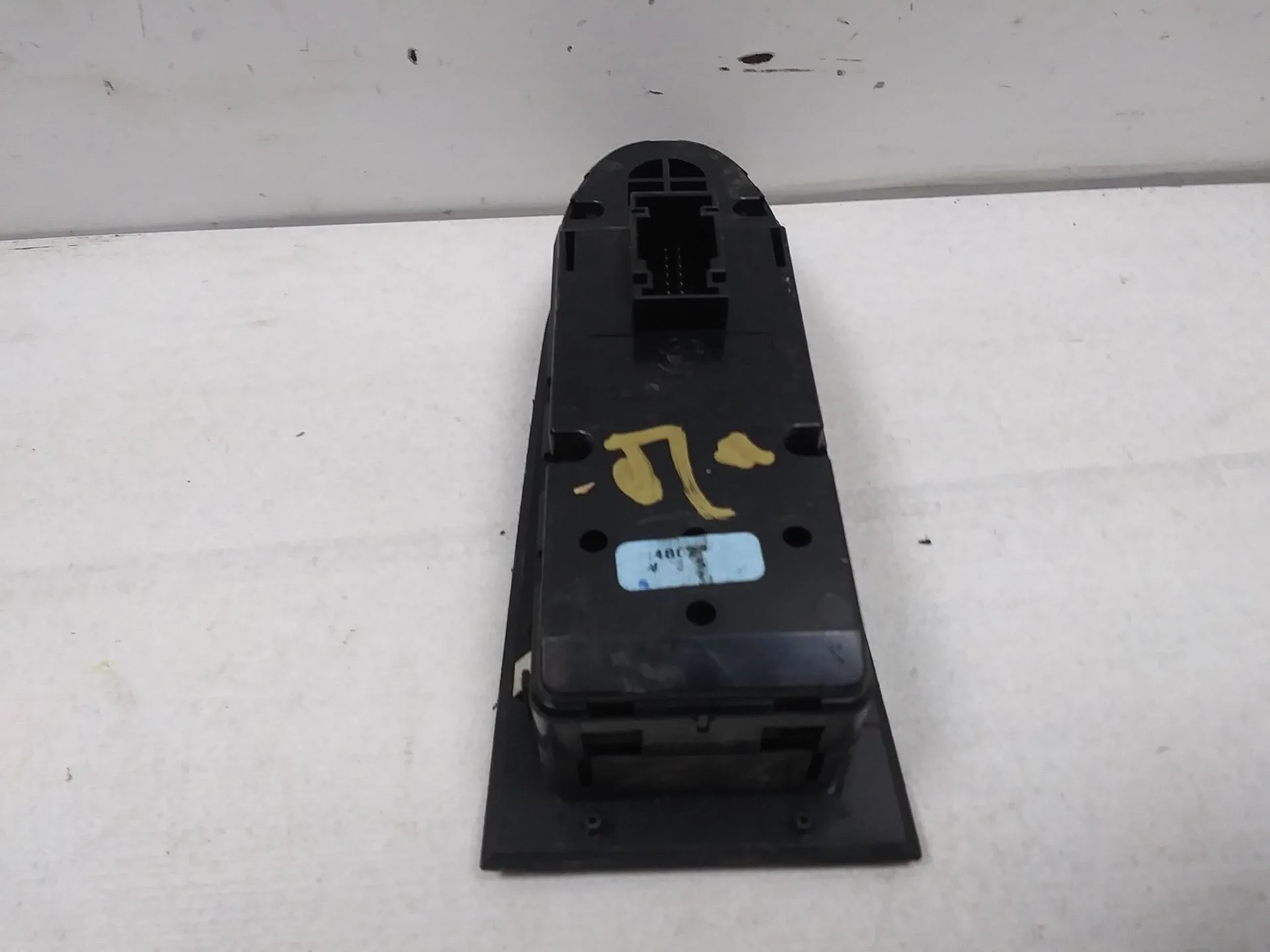 Mando Elevalunas Delantero Izquierdo para Bmw Serie 3 Berlina (E90)
