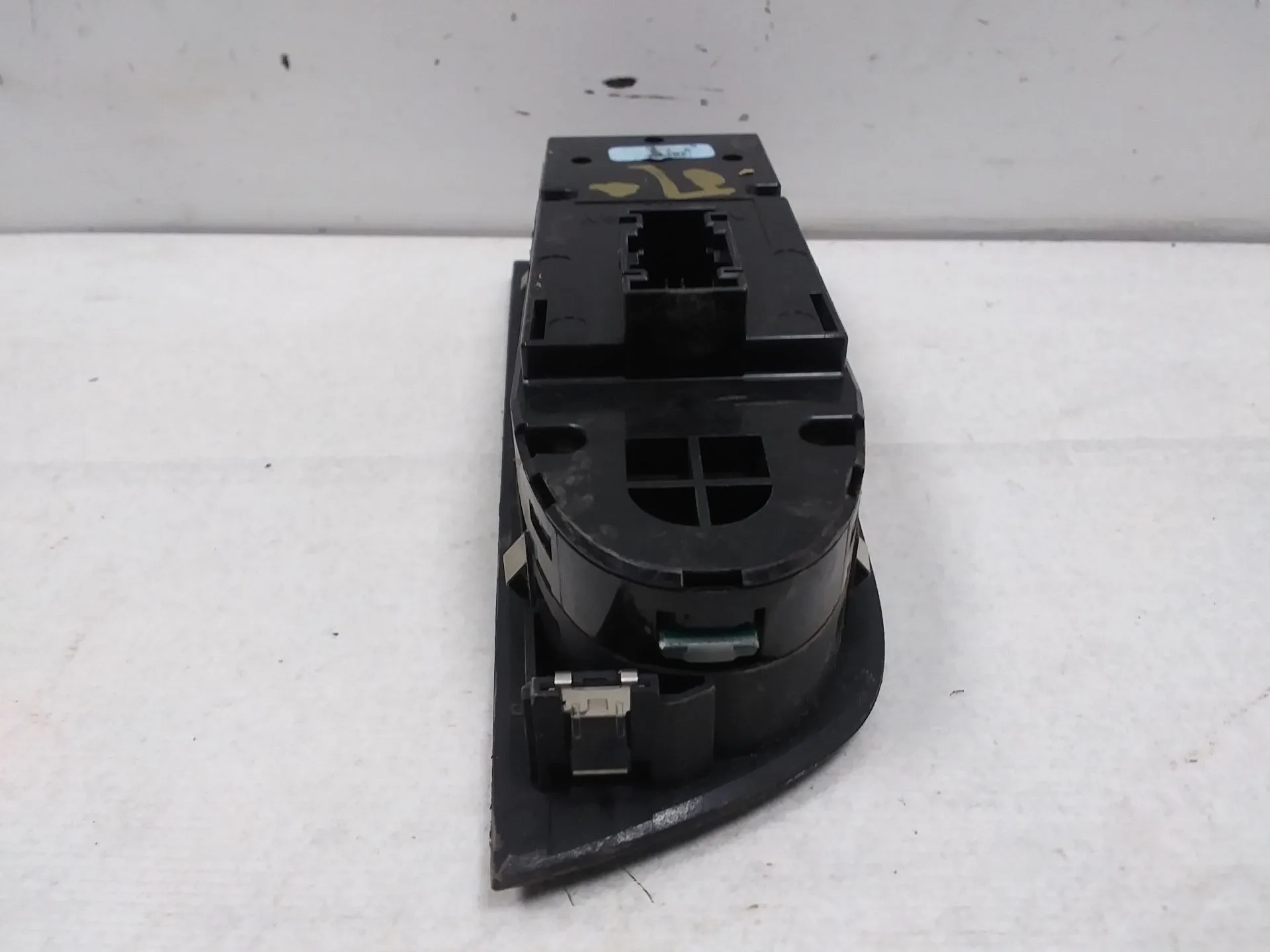 Mando Elevalunas Delantero Izquierdo para Bmw Serie 3 Berlina (E90)