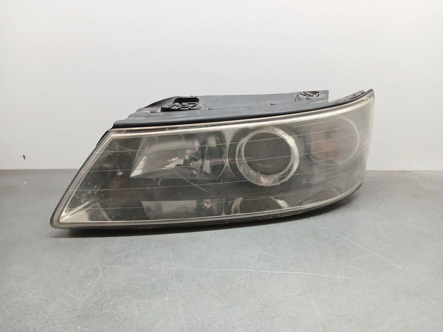 Faro Izquierdo para Hyundai Sonata (Nf)