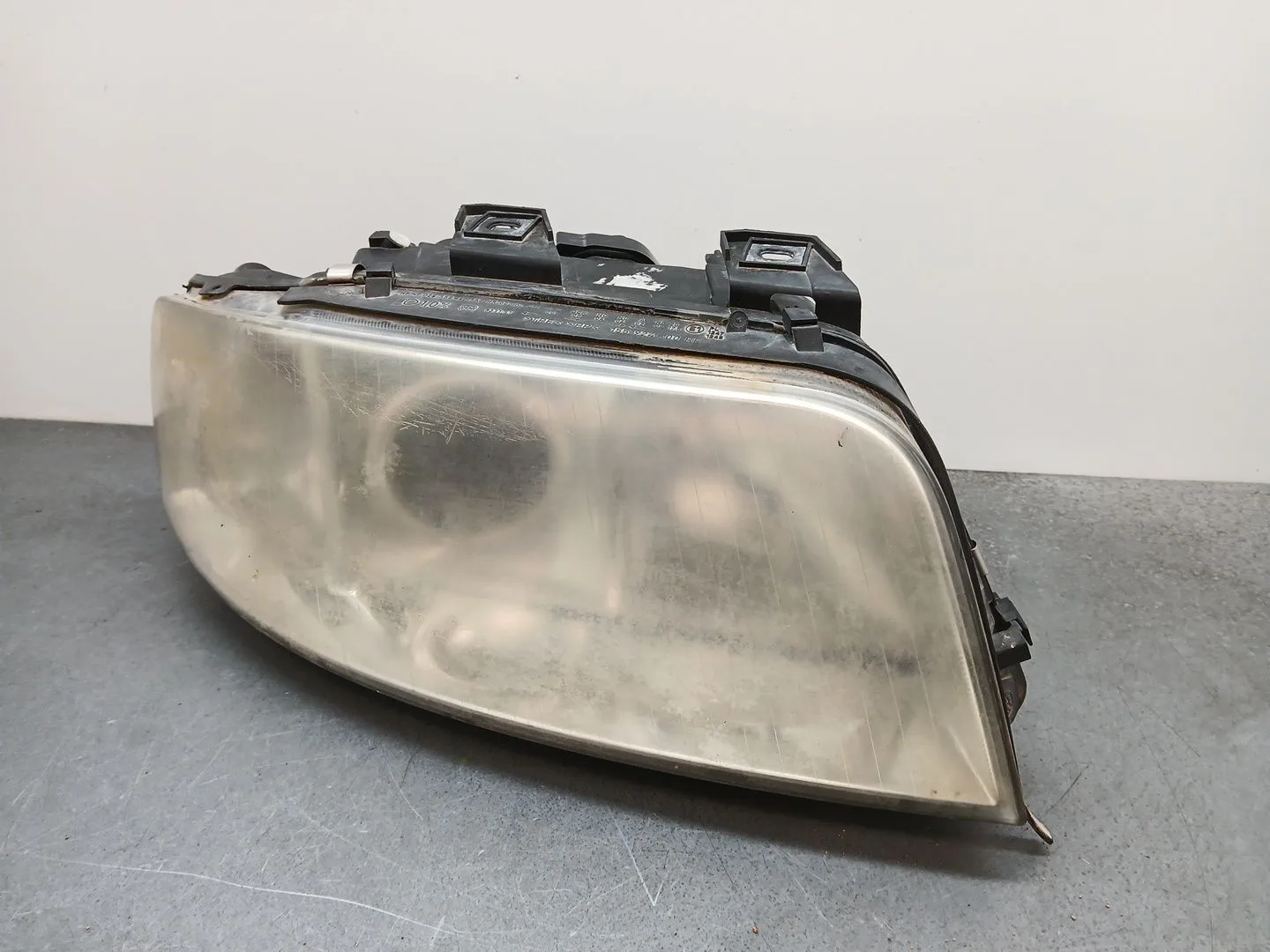 Faro Derecho para Audi A6 C5 Avant (4B5, 4B6)
