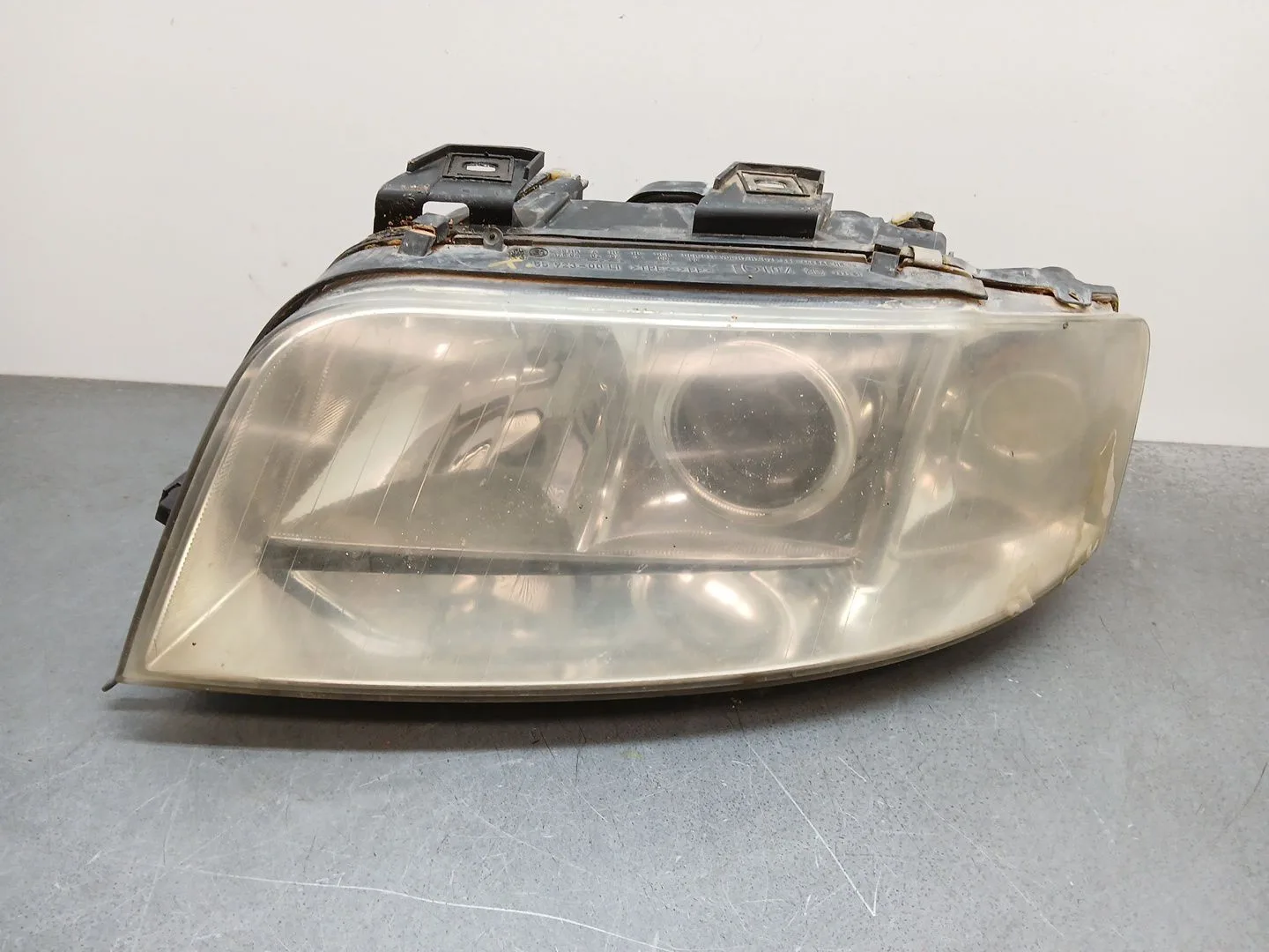 Faro Izquierdo para Audi A6 C5 Avant (4B5, 4B6)