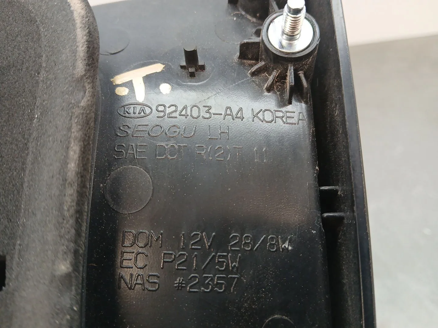 Piloto Trasero Izquierdo Interior para Kia Carens Iv