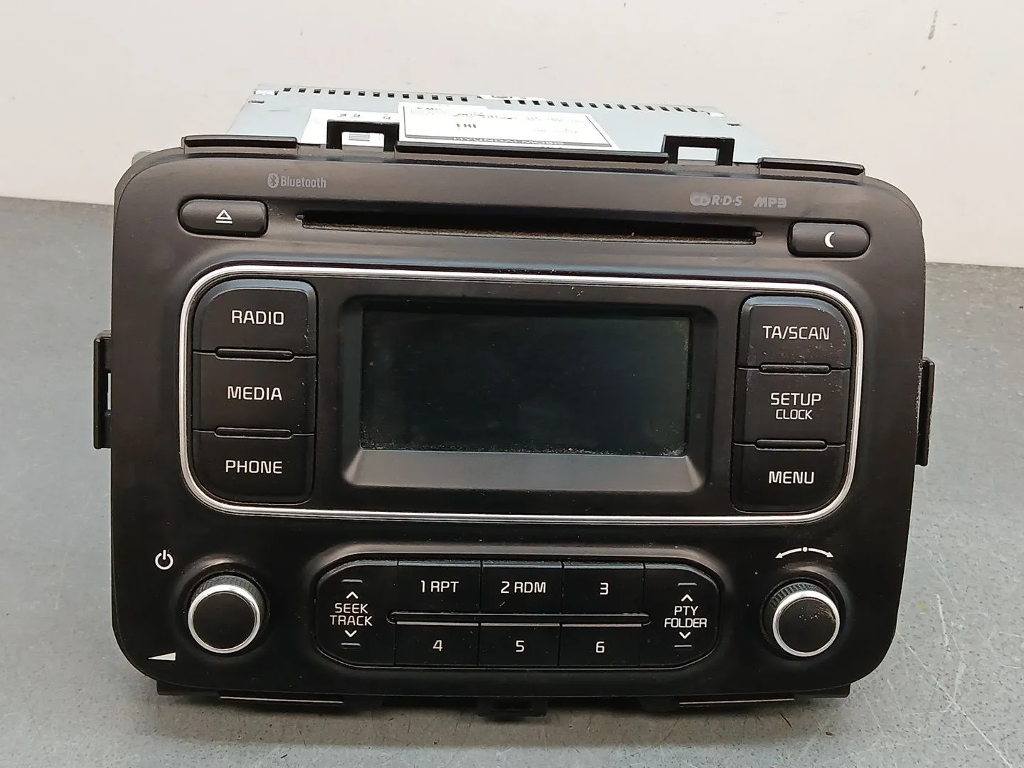 Sistema Audio / Radio Cd para Kia Carens Iv