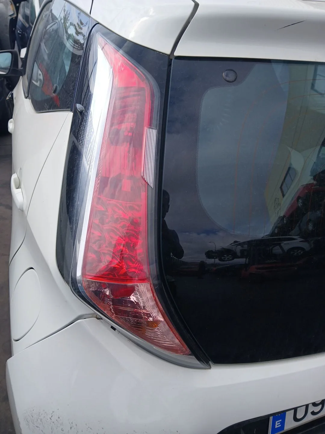Piloto Trasero Izquierdo para Toyota Aygo (_B4_)
