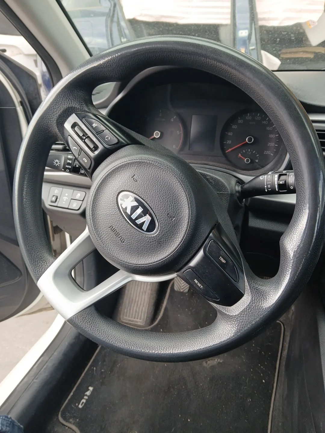 Volante para Kia Rio Iv (Yb, Sc, Fb)