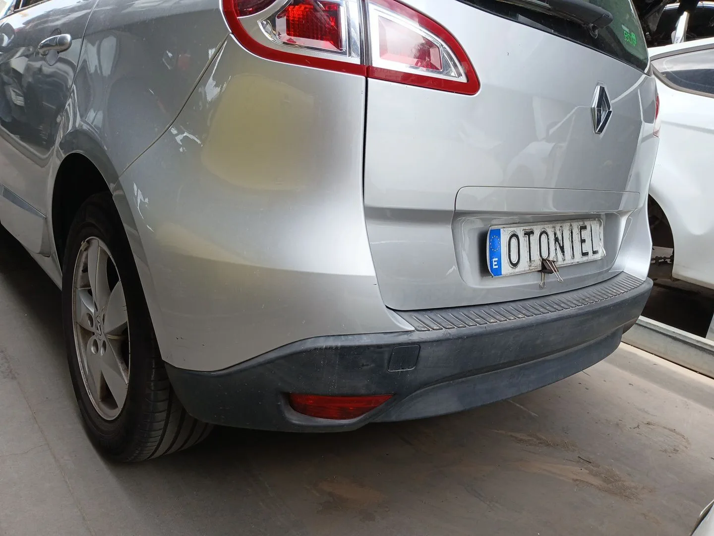 Paragolpes Trasero para Renault Scenic Iii (Jz0/1_)