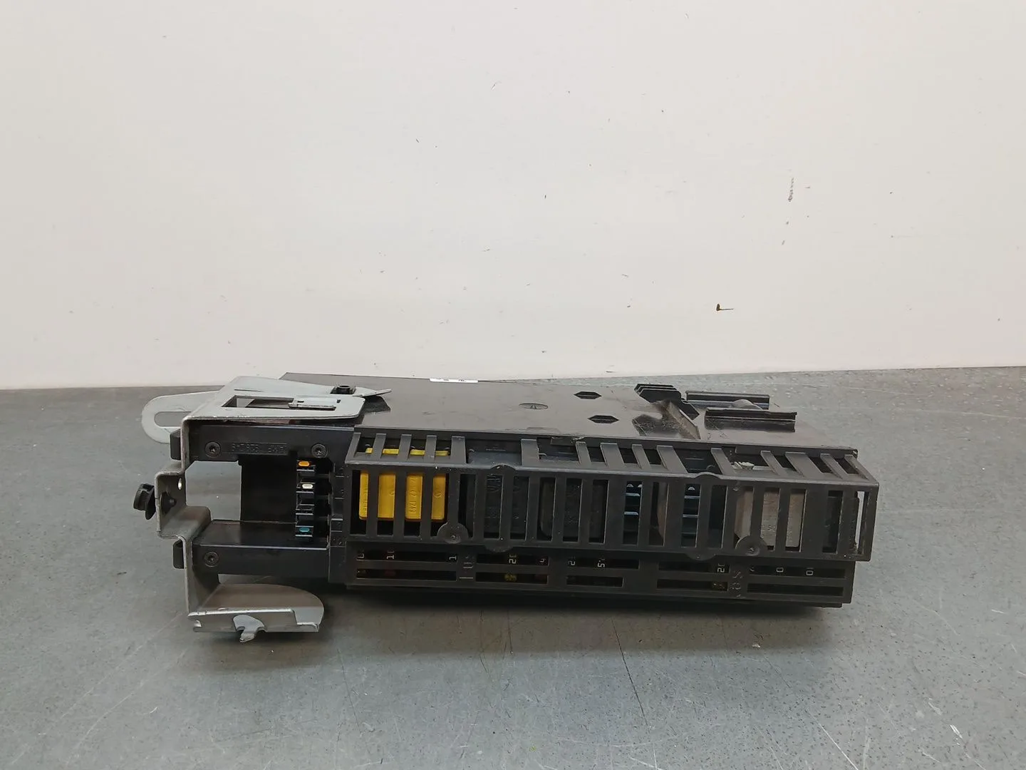 Caja Reles / Fusibles para Mercedes-Benz Clase Cls (W219)