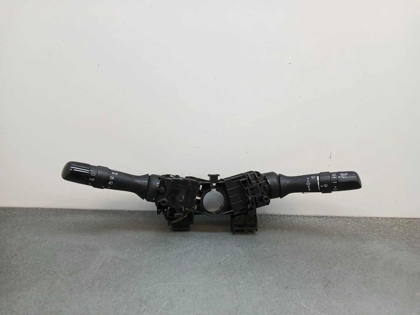 Mando Multifuncion para Toyota Prius (Nhw30)