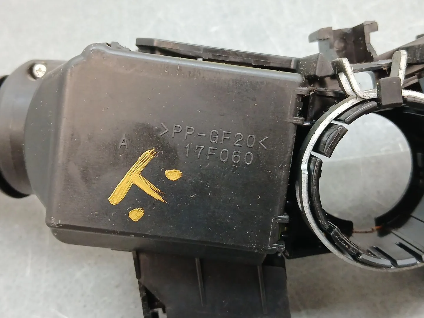 Mando Multifuncion para Toyota Prius (Nhw30)