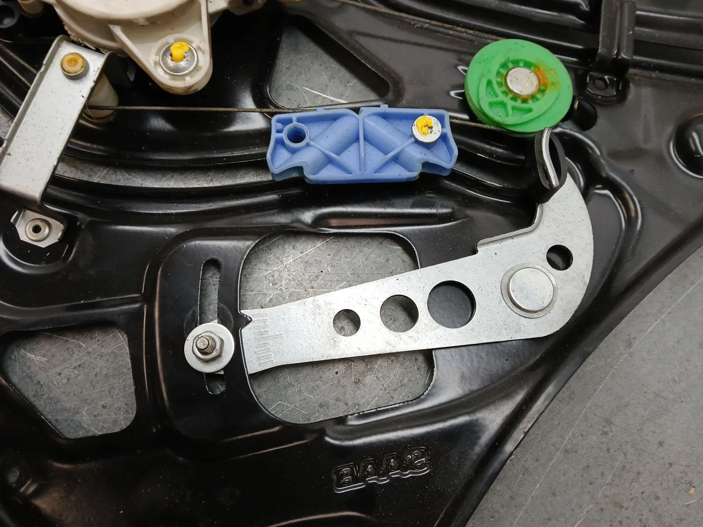 Elevalunas Trasero Derecho para Saab 9-3 Descapotable (Ys3F)