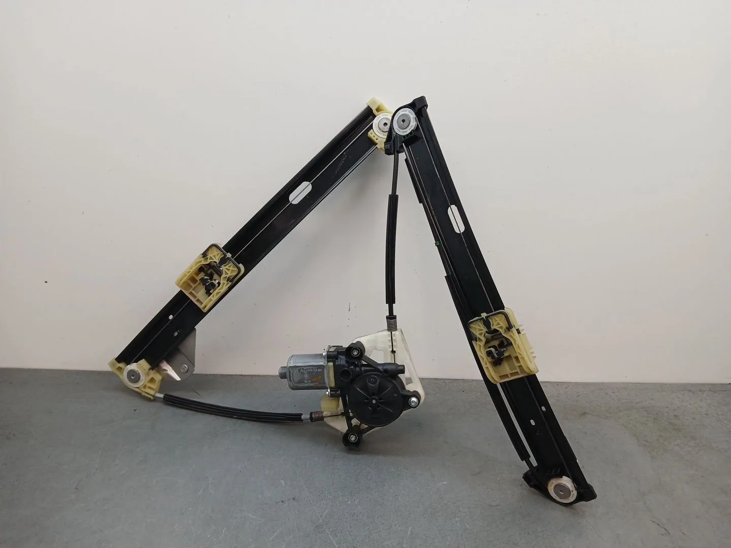 Elevalunas Delantero Izquierdo para Audi A1 Sportback (Gba)