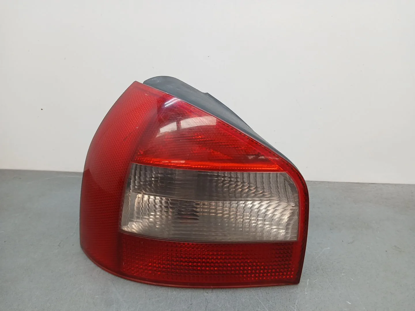 Piloto Trasero Izquierdo para Audi A3 (8L1)