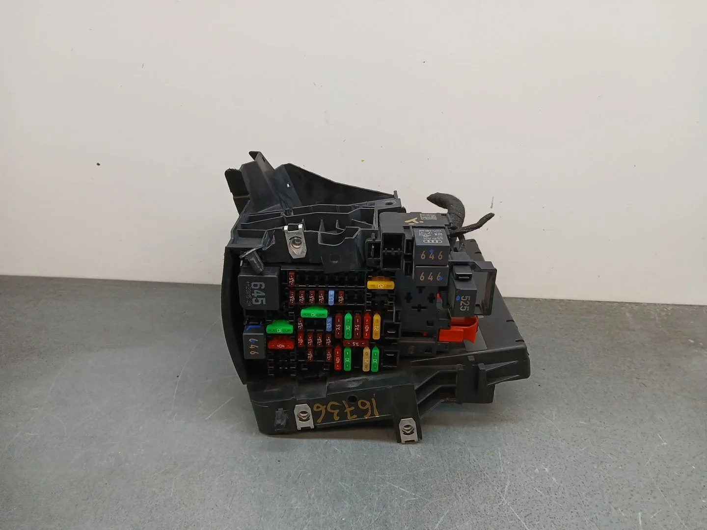 Caja Reles / Fusibles para Audi A1 Sportback (Gba)