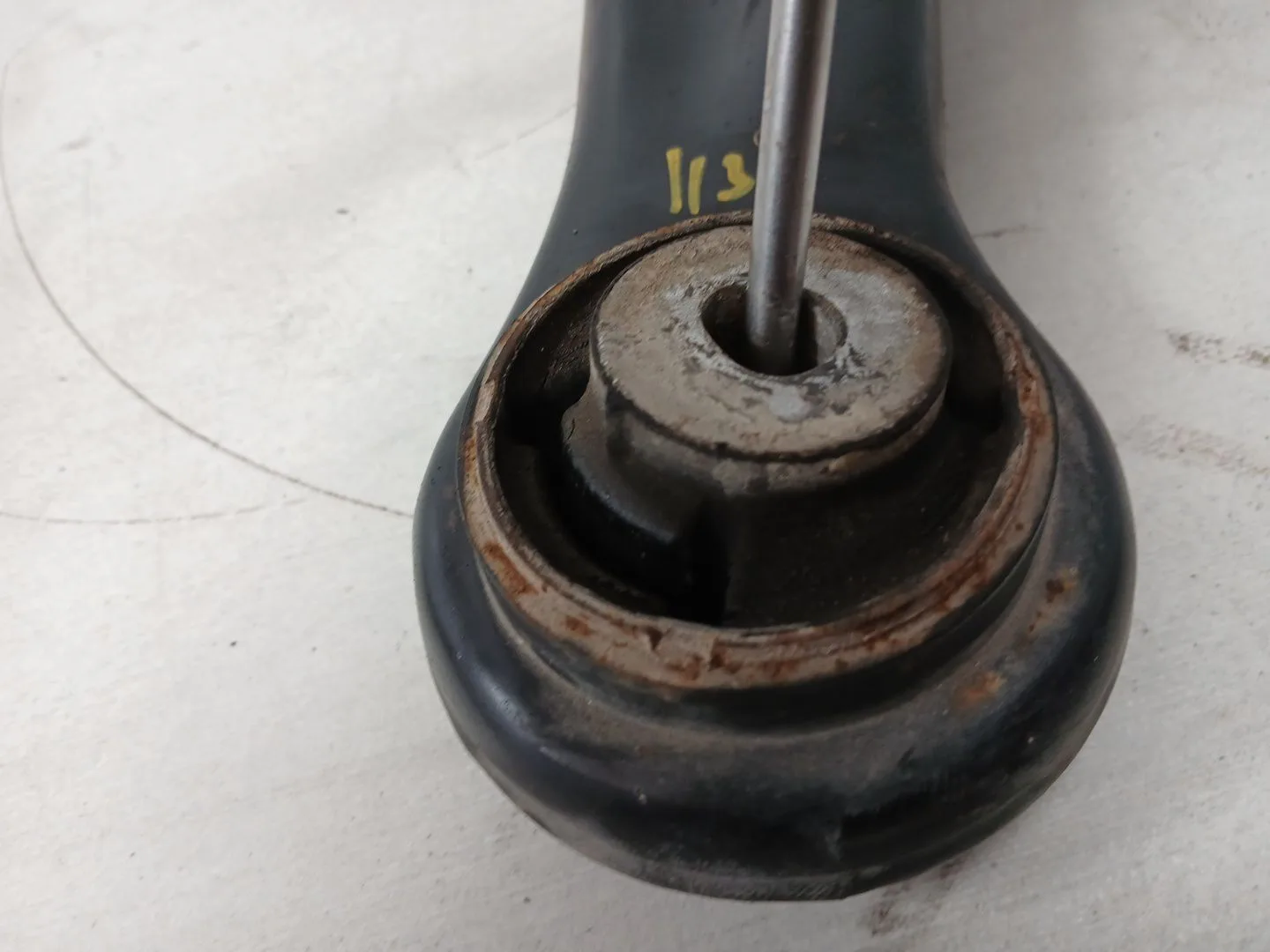 Brazo Suspension Inferior Delantero Derecho para Ford Fiesta (Ccn)
