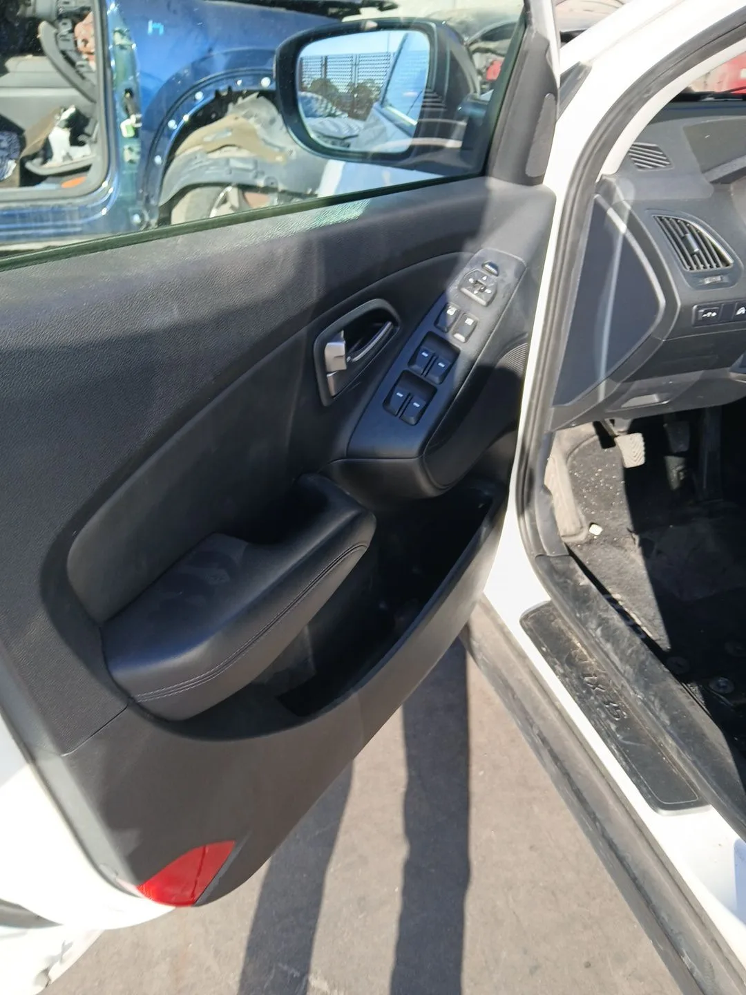 Guarnecido Puerta Delantera Izquierda para Hyundai Ix35 (Lm, El, Elh)