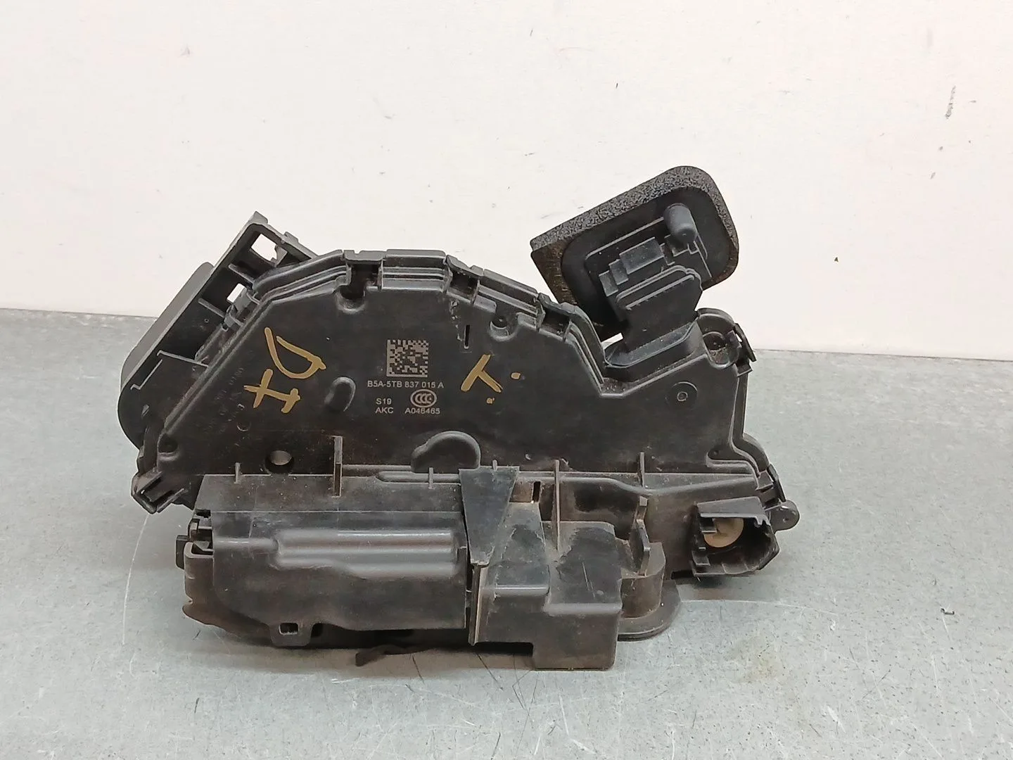 Cerradura Puerta Delantera Izquierda para Skoda Superb (3V3)