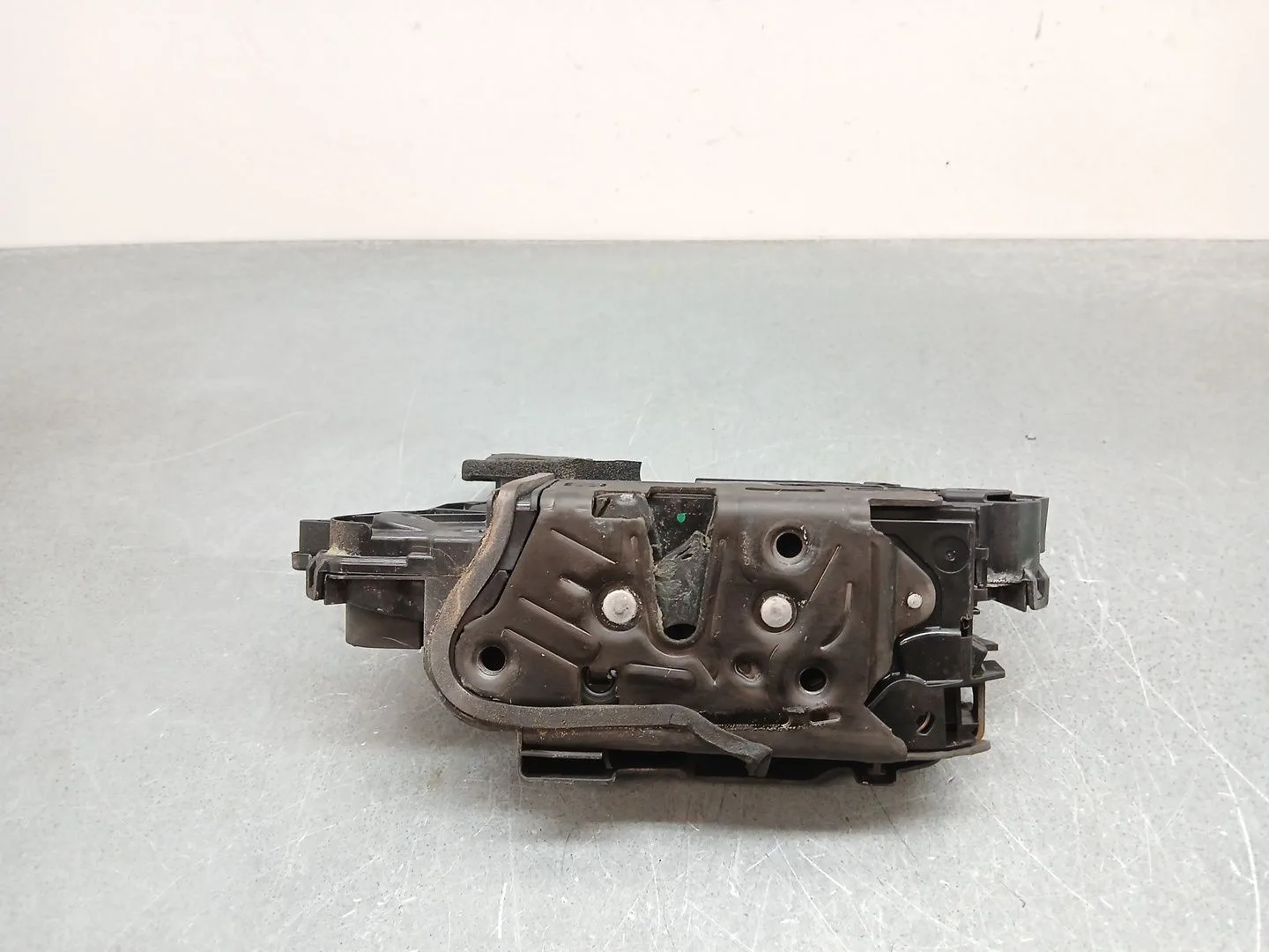 Cerradura Puerta Delantera Izquierda para Skoda Superb (3V3)