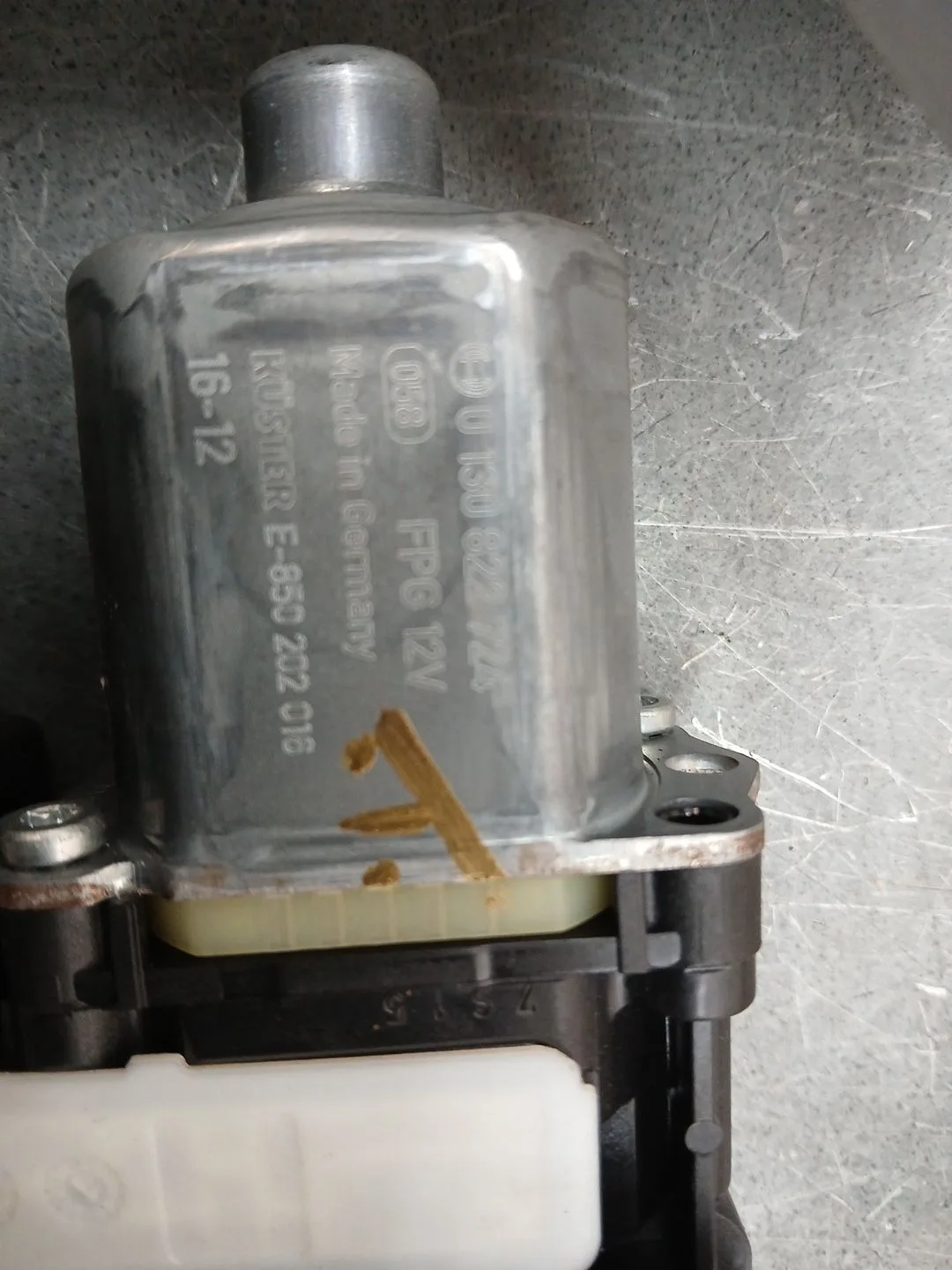 Elevalunas Trasero Derecho para Skoda Superb (3V3)
