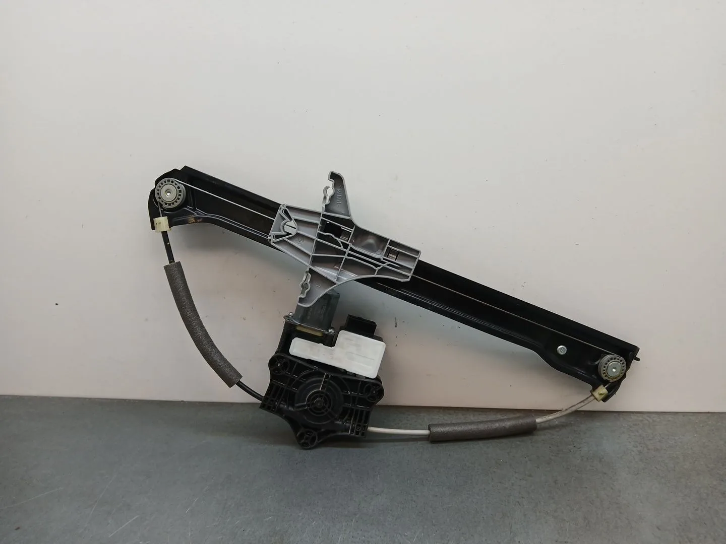 Elevalunas Trasero Izquierdo para Skoda Superb (3V3)