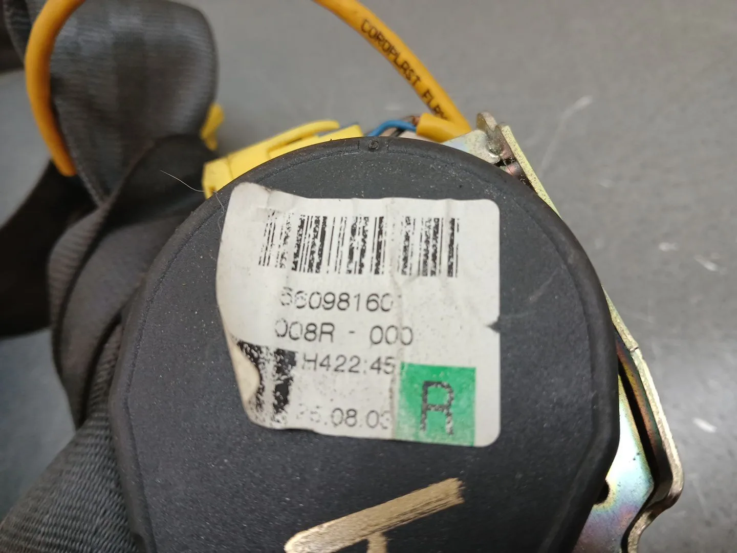 Pretensor Airbag Derecho para Volkswagen Touareg (7La)