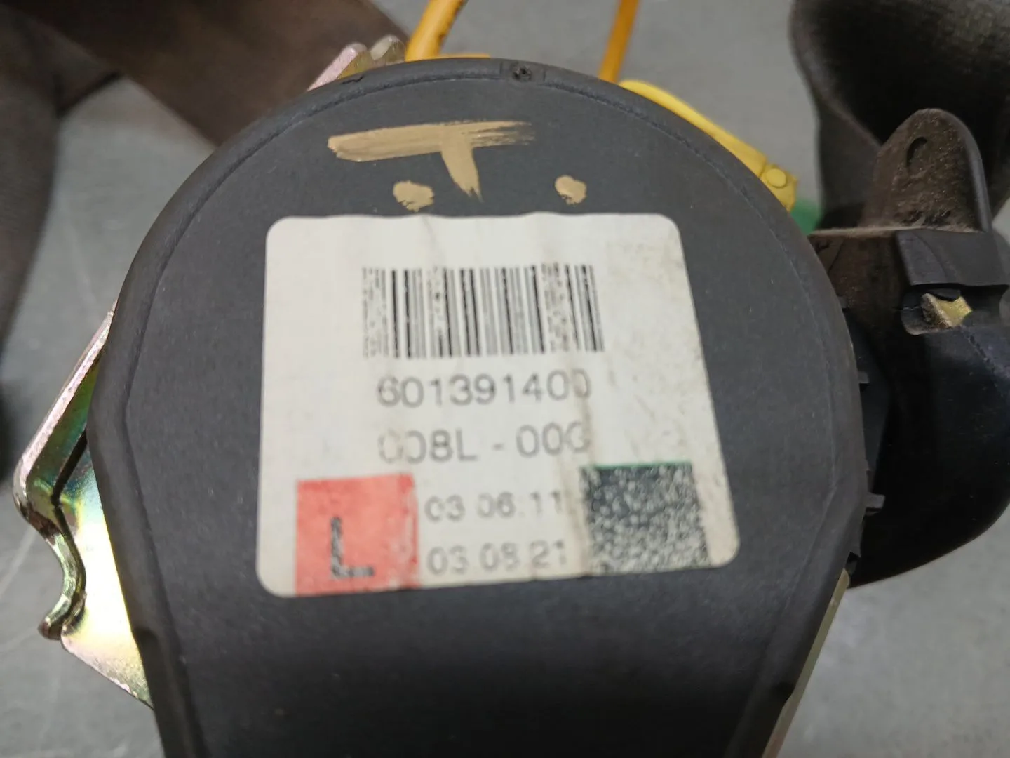 Pretensor Airbag Izquierdo para Volkswagen Touareg (7La)