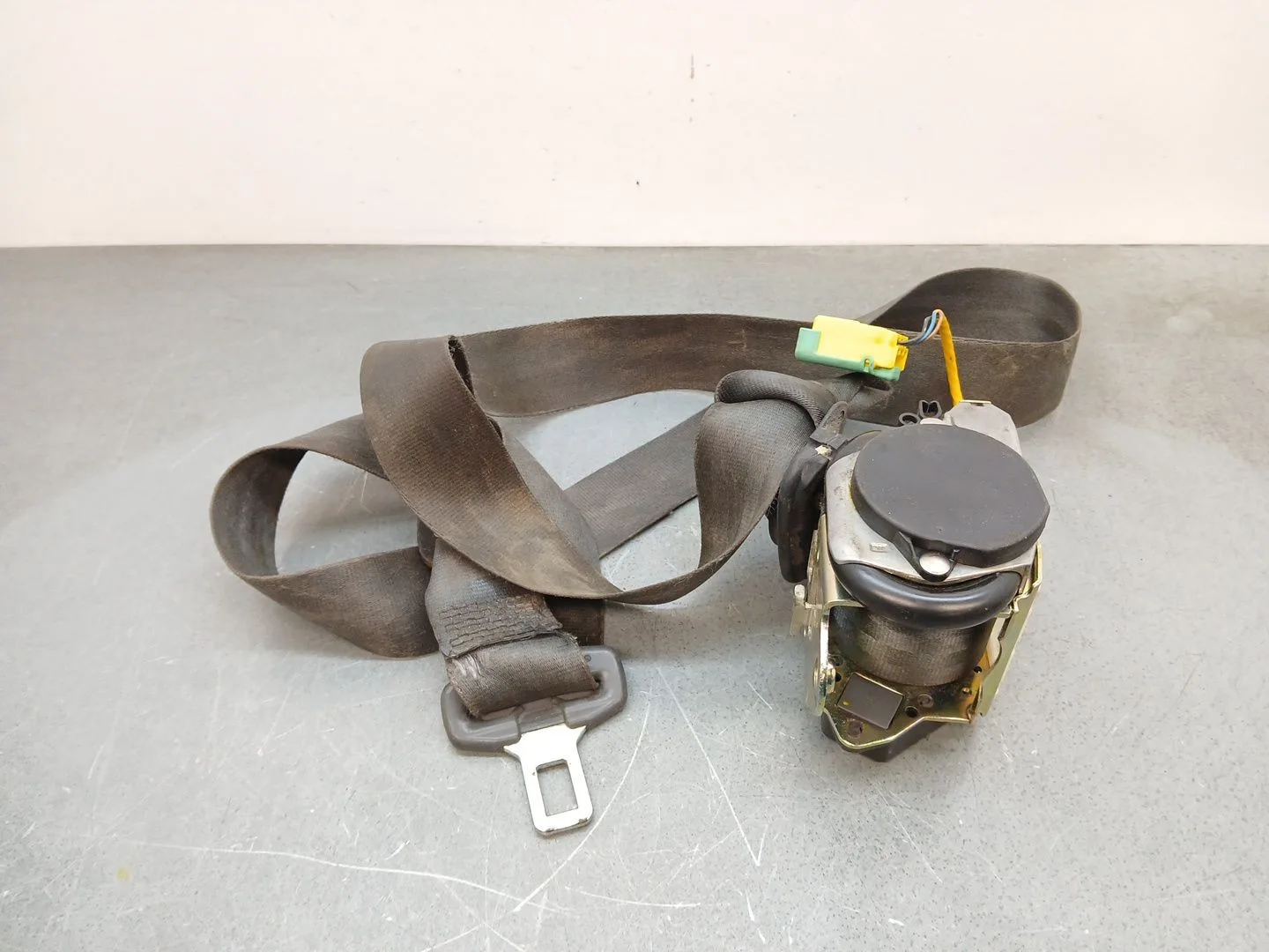 Pretensor Airbag Izquierdo para Volkswagen Touareg (7La)