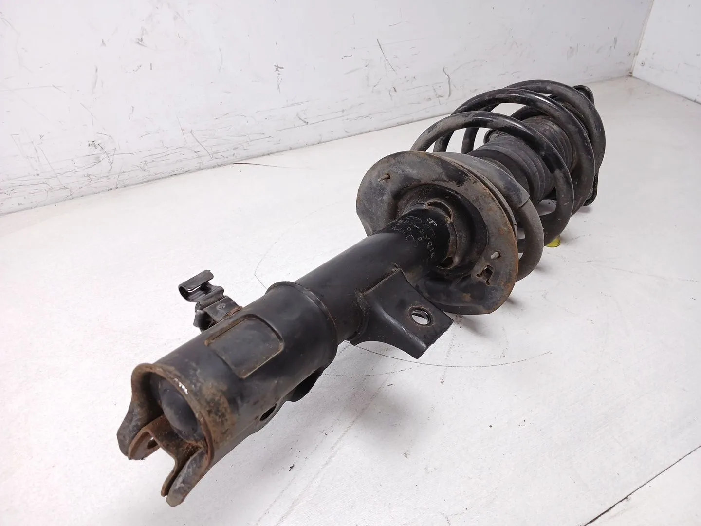 Amortiguador Delantero Izquierdo para Hyundai Ix35