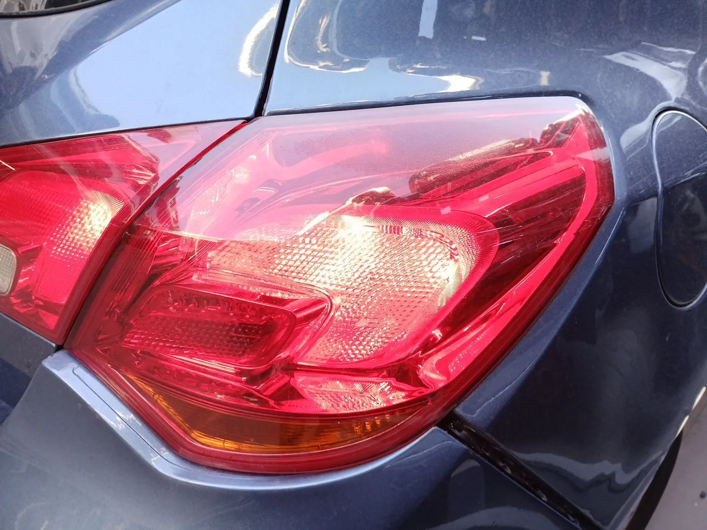 Piloto Trasero Derecho para Opel Astra J (P10)