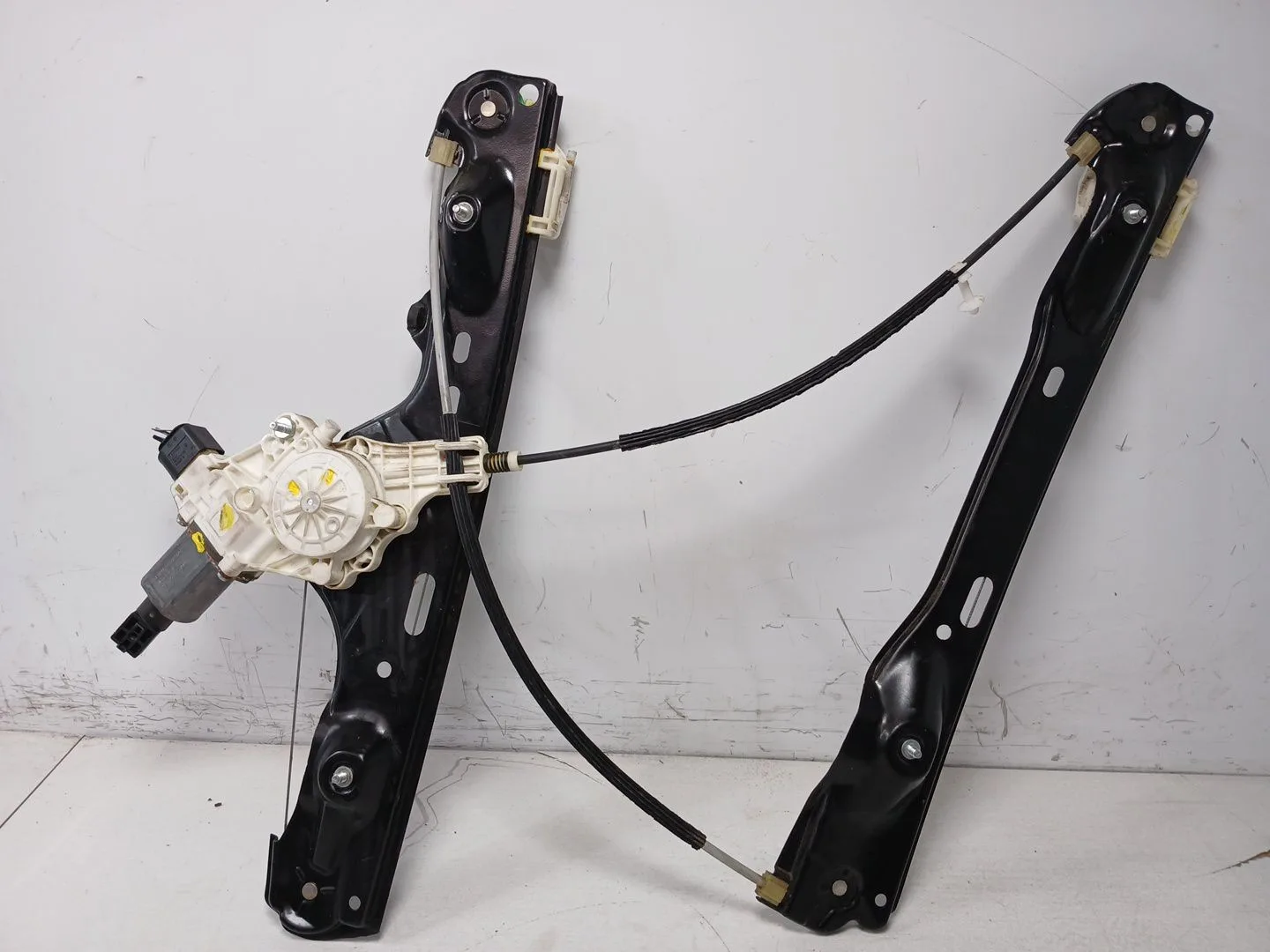 Elevalunas Delantero Derecho para Bmw X1 (E84)