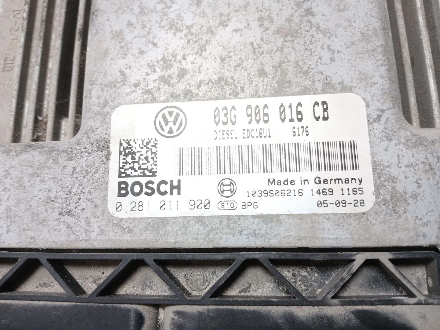 Centralita Motor Uce para Volkswagen Golf V (1K1)