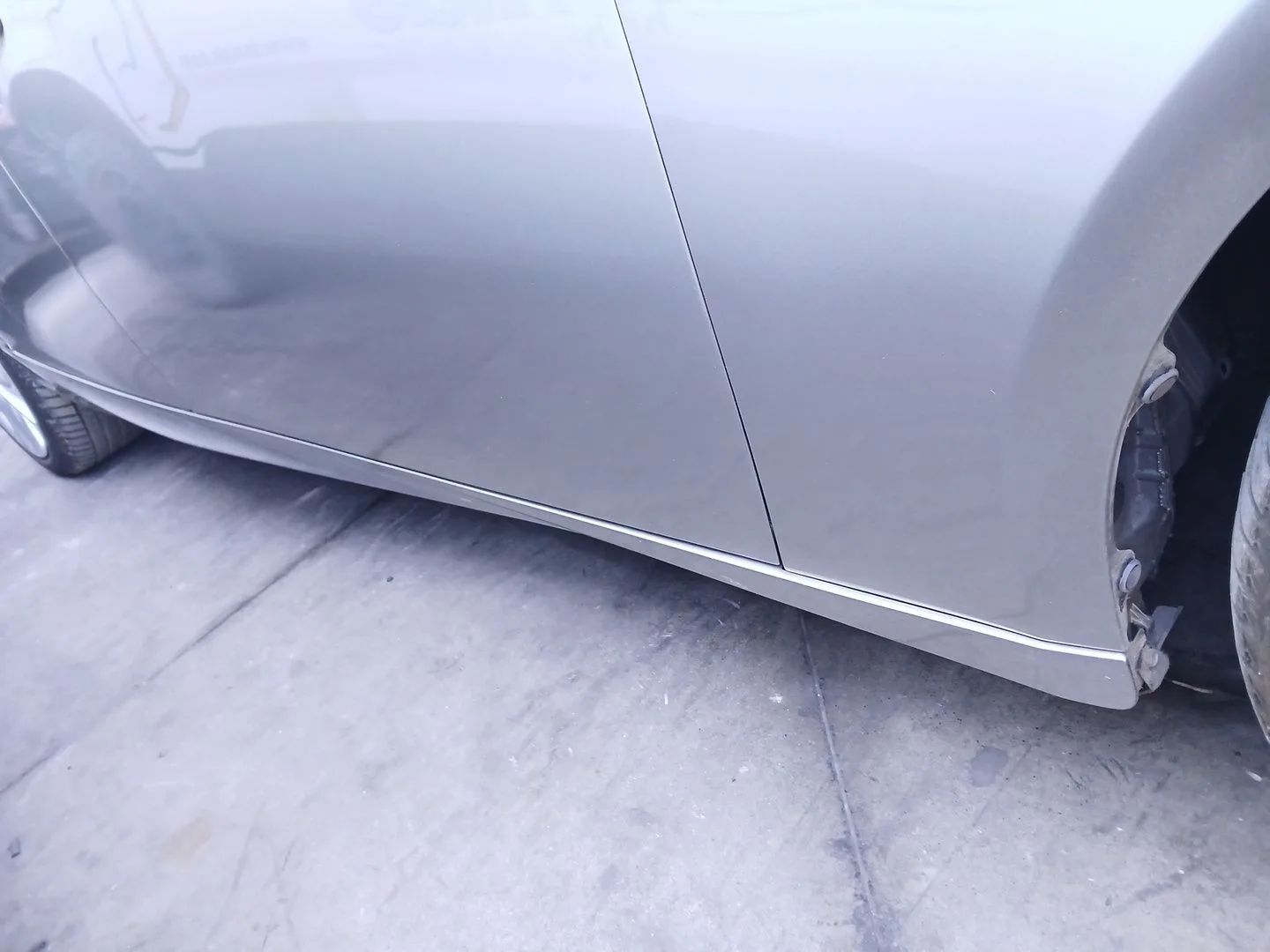 Faldon Lateral para Lexus Is Iii (_E3_)