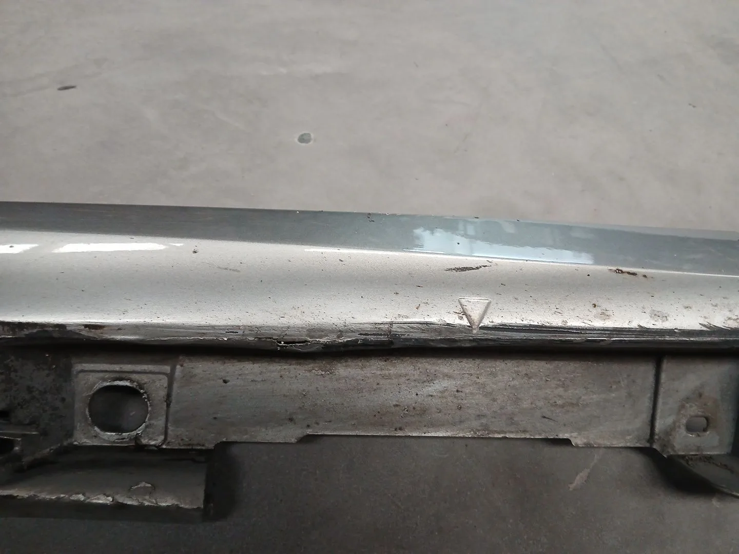 Faldon Lateral para Lexus Is Iii (_E3_)