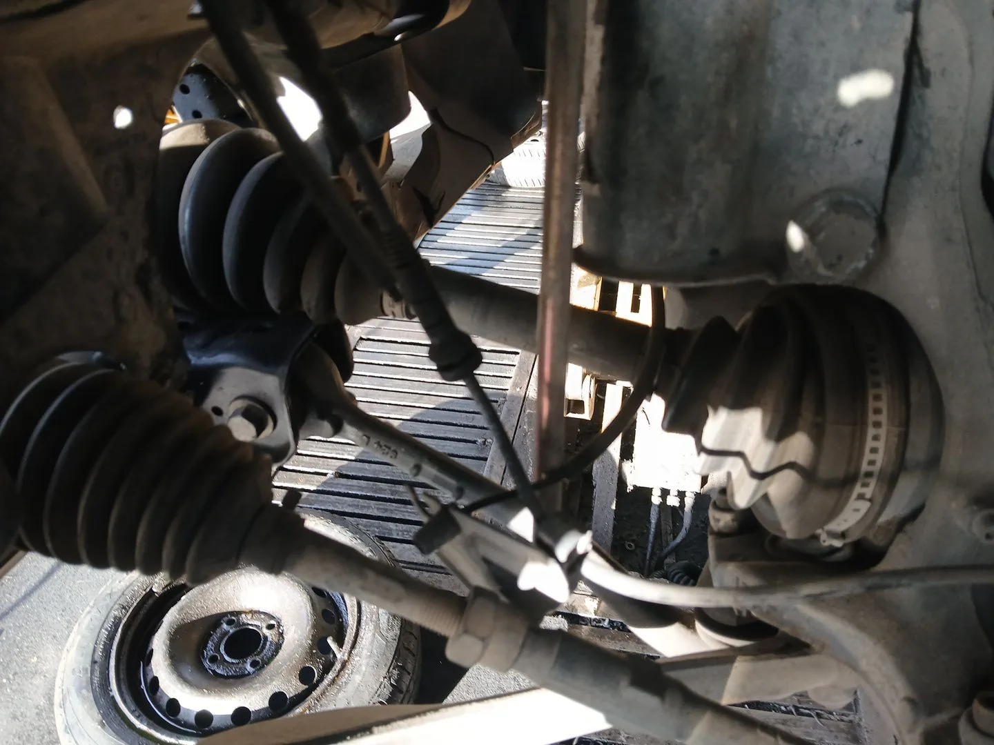 Transmision Delantera Izquierda para Bmw X5 (E53)
