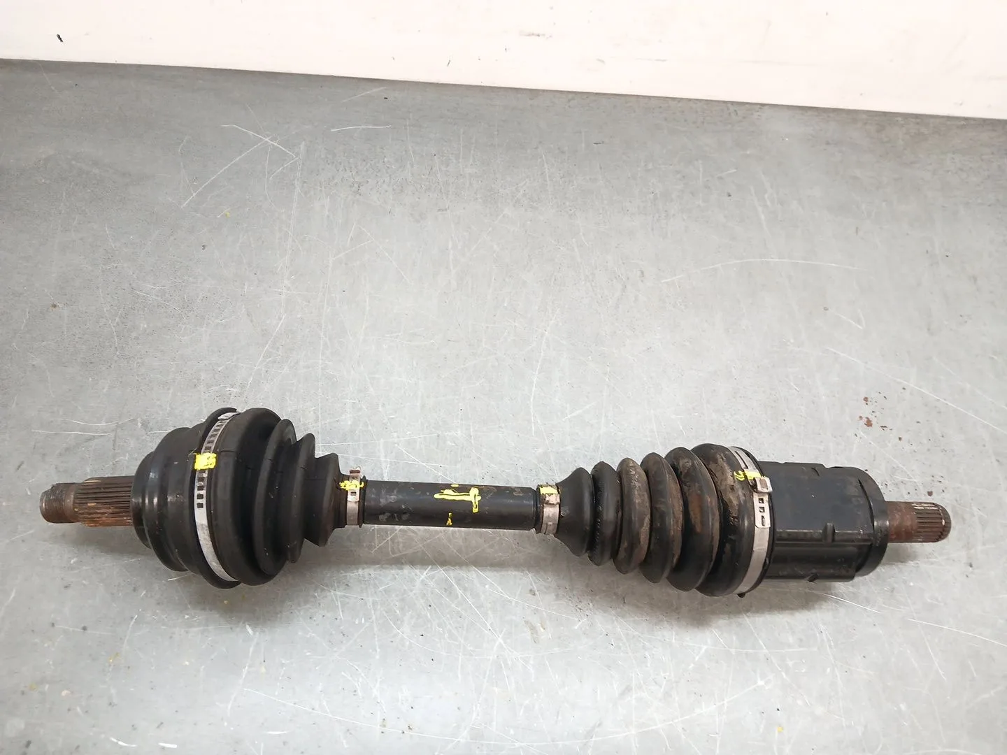 Transmision Delantera Izquierda para Bmw X5 (E53)