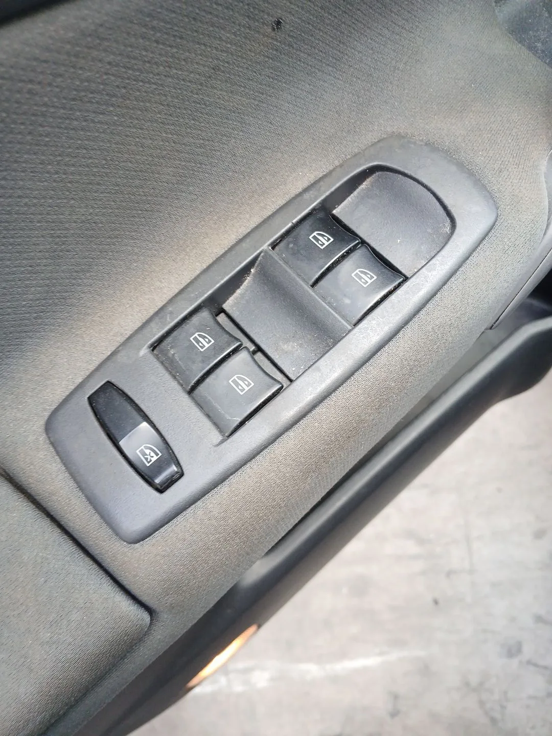 Mando Elevalunas Delantero Izquierdo para Renault Koleos I (Hy_)